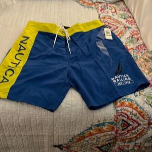 NWT ~Nautica Men’s Swim Shorts Size Large